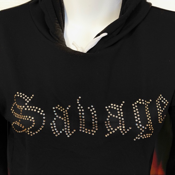 Streetwear Soc. | Cropped Hoodie - Picture 2 of 9